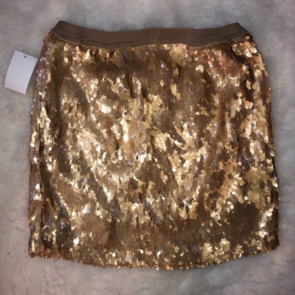 ✨Gold sparkling mini skirt✨ - Picture 1 of 5
